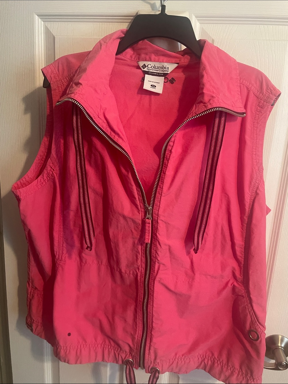 Columbia Women's Bright Pink Sleeveless Zip Vest